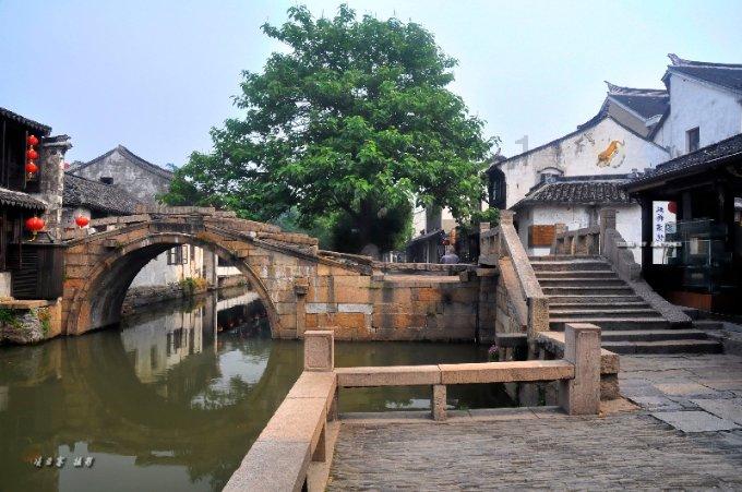 七一二(603712.SH):向431名激励对象授予2161.6万份股票期权